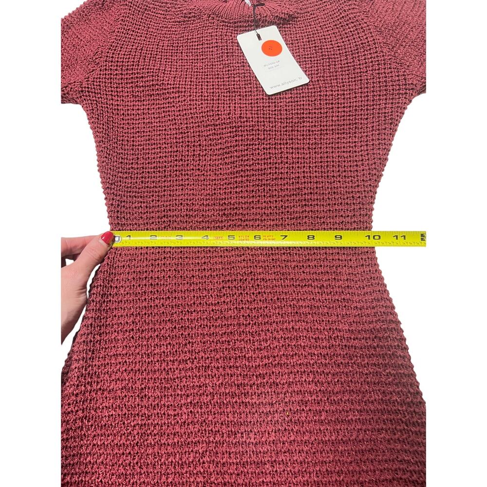 Allyson Red Knit Fringe Hem Dress Size S/M NWT | Long Sleeve Bodycon Textured - Picture 6 of 10